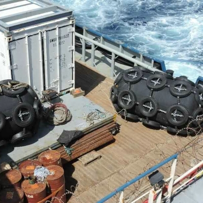 50kpa θαλάσσια πνευματικά λαστιχένια κιγκλιδώματα σημαντήρων με τη ρόδα αεροπλάνων