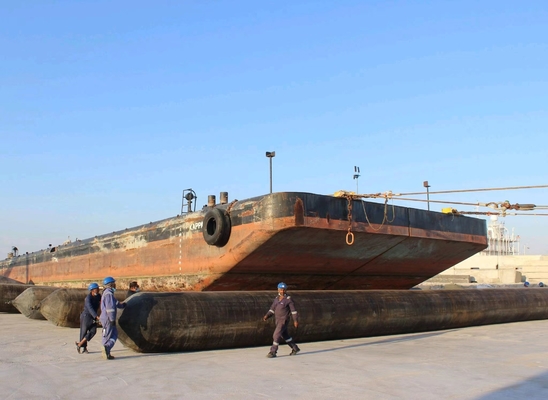 Αεροσακούλα για βαριά ανύψωση σε ναυπηγεία