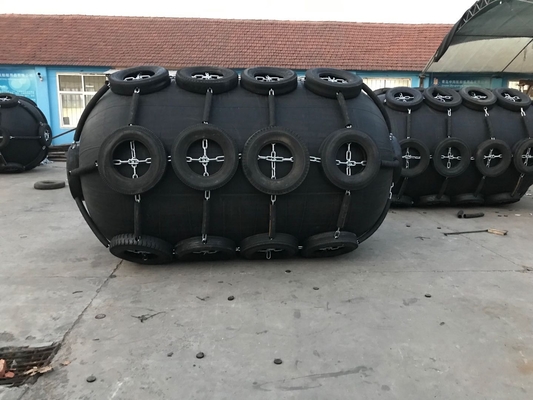 Φυσικό καουτσούκ Yokohama Πνευματικό φεντερ 50kpa 80kpa 2,0m*3,5m Για αποβάθρα