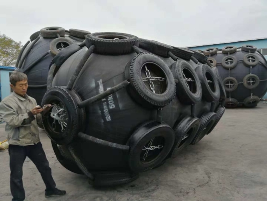 Πνευματικό υλικό από καουτσούκ CCS πιστοποιημένο φουσκωτό πλωτό μαύρο χρώμα Yokohama Fender