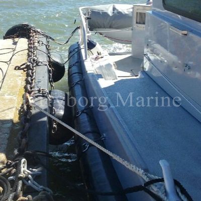 Υψηλά ελαστικότητας γήρανσης αντίστασης κιγκλιδώματα βαρκών της EVA στερεά γεμισμένα αφρός με τη στερέωση της ζώνης